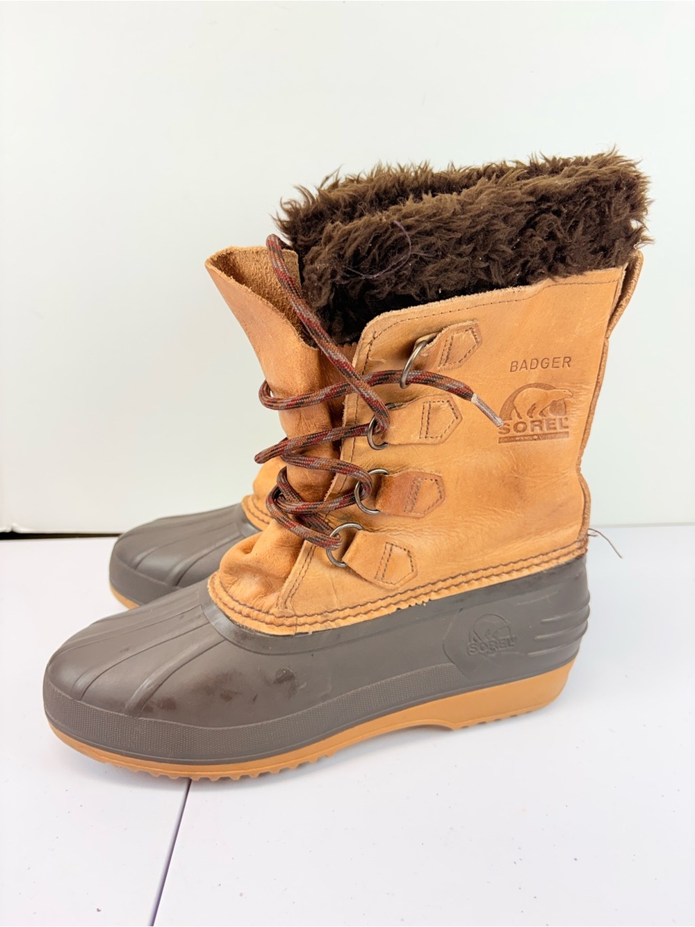 Sorel Badger Leather Faux Fur Lined Winter Snow Duck Boots Womens 9